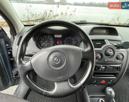 Сірий Рено Меган, об'ємом двигуна 1.39 л та пробігом 352 тис. км за 3999 $, фото 12 на Automoto.ua