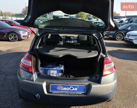 Рено Меган 2006 в Киеве на Automoto.ua Серый Рено Меган, объемом двигателя 1.6 л и пробегом 185 тыс. км за 6300 $, фото 20 на Automoto.ua