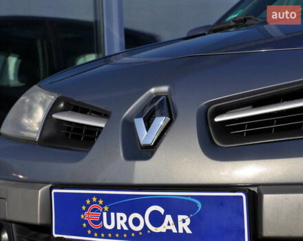 Рено Меган 2006 в Киеве на Automoto.ua Серый Рено Меган, объемом двигателя 1.6 л и пробегом 185 тыс. км за 6300 $, фото 7 на Automoto.ua