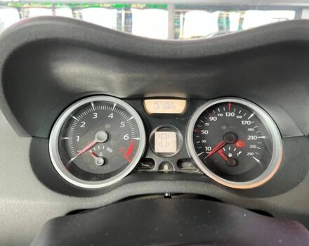 Серый Рено Меган, объемом двигателя 1.6 л и пробегом 176 тыс. км за 4600 $, фото 6 на Automoto.ua