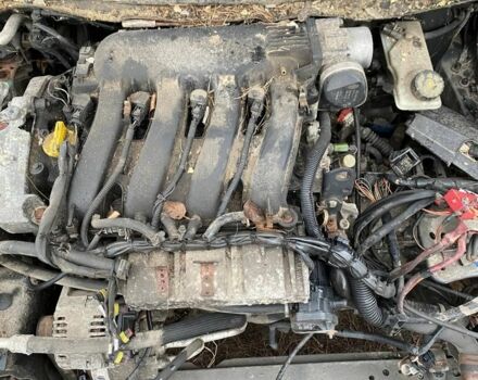 Серый Рено Меган, объемом двигателя 2 л и пробегом 777 тыс. км за 1000 $, фото 4 на Automoto.ua