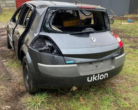 Серый Рено Меган, объемом двигателя 2 л и пробегом 777 тыс. км за 1000 $, фото 2 на Automoto.ua