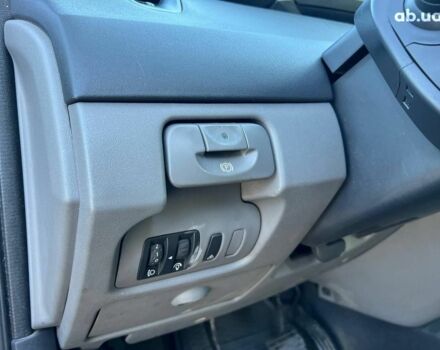 Сірий Рено Меган, об'ємом двигуна 2 л та пробігом 286 тис. км за 5790 $, фото 16 на Automoto.ua