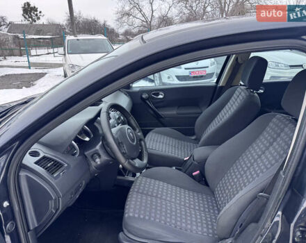 Сірий Рено Меган, об'ємом двигуна 1.6 л та пробігом 242 тис. км за 5750 $, фото 31 на Automoto.ua