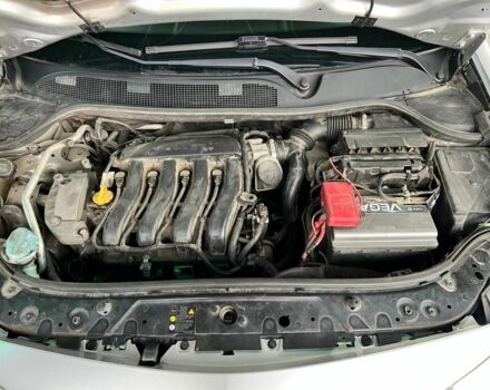 Серый Рено Меган, объемом двигателя 1.6 л и пробегом 176 тыс. км за 4600 $, фото 7 на Automoto.ua