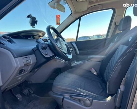 Сірий Рено Меган, об'ємом двигуна 2 л та пробігом 286 тис. км за 5790 $, фото 18 на Automoto.ua