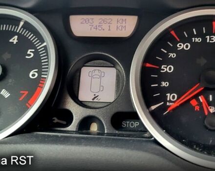 Серый Рено Меган, объемом двигателя 1.6 л и пробегом 204 тыс. км за 3800 $, фото 5 на Automoto.ua