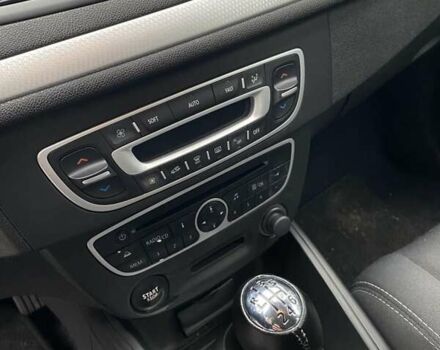 Сірий Рено Меган, об'ємом двигуна 1.6 л та пробігом 203 тис. км за 7450 $, фото 17 на Automoto.ua