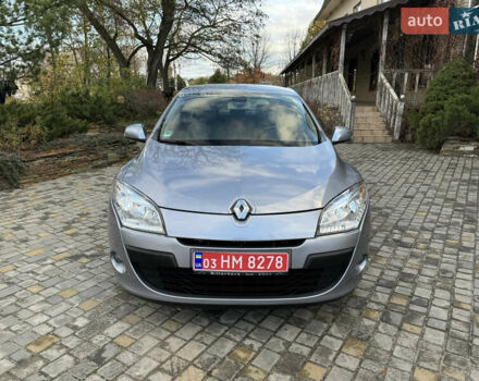 Серый Рено Меган, объемом двигателя 1.6 л и пробегом 153 тыс. км за 7650 $, фото 5 на Automoto.ua