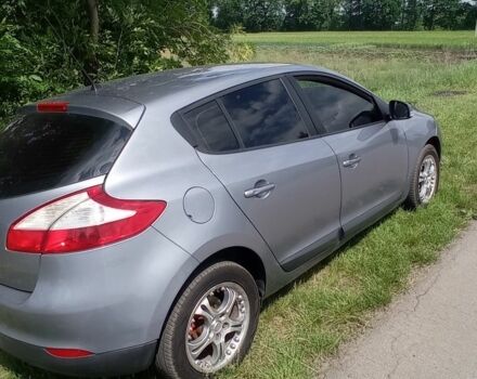 Серый Рено Меган, объемом двигателя 1.6 л и пробегом 206 тыс. км за 6500 $, фото 3 на Automoto.ua