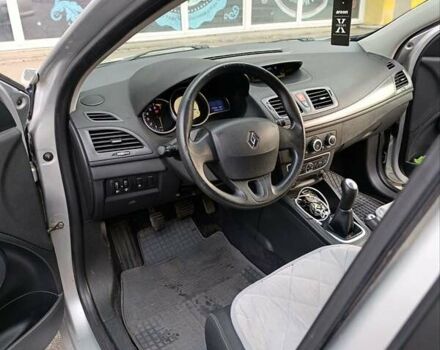 Серый Рено Меган, объемом двигателя 1.6 л и пробегом 176 тыс. км за 6700 $, фото 16 на Automoto.ua