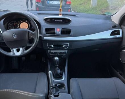 Серый Рено Меган, объемом двигателя 1.6 л и пробегом 192 тыс. км за 6000 $, фото 6 на Automoto.ua