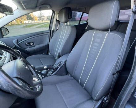 Рено Меган 2008 в Владимир-Волынский на Automoto.ua Серый Рено Меган, объемом двигателя 1.5 л и пробегом 248 тыс. км за 6100 $, фото 16 на Automoto.ua