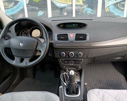 Серый Рено Меган, объемом двигателя 1.6 л и пробегом 176 тыс. км за 6700 $, фото 14 на Automoto.ua
