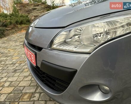 Серый Рено Меган, объемом двигателя 1.6 л и пробегом 153 тыс. км за 7650 $, фото 47 на Automoto.ua