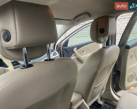 Серый Рено Меган, объемом двигателя 1.46 л и пробегом 230 тыс. км за 6999 $, фото 12 на Automoto.ua