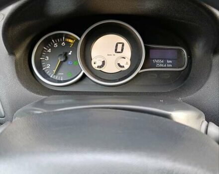 Серый Рено Меган, объемом двигателя 1.6 л и пробегом 176 тыс. км за 6700 $, фото 12 на Automoto.ua