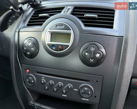 Сірий Рено Меган, об'ємом двигуна 1.6 л та пробігом 176 тис. км за 4900 $, фото 9 на Automoto.ua