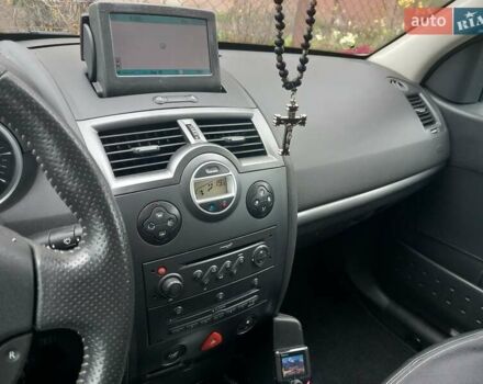 Серый Рено Меган, объемом двигателя 1.6 л и пробегом 224 тыс. км за 5200 $, фото 17 на Automoto.ua