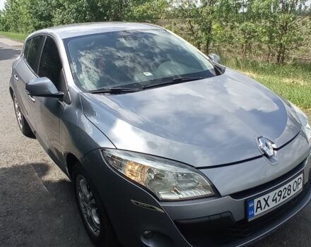 Серый Рено Меган, объемом двигателя 1.6 л и пробегом 206 тыс. км за 6500 $, фото 1 на Automoto.ua