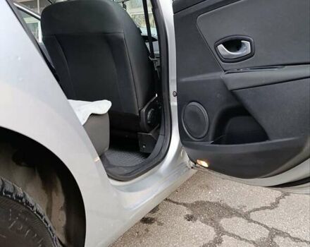 Серый Рено Меган, объемом двигателя 1.6 л и пробегом 176 тыс. км за 6700 $, фото 20 на Automoto.ua