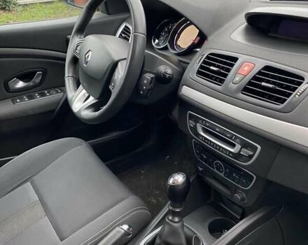 Сірий Рено Меган, об'ємом двигуна 1.6 л та пробігом 203 тис. км за 7450 $, фото 8 на Automoto.ua
