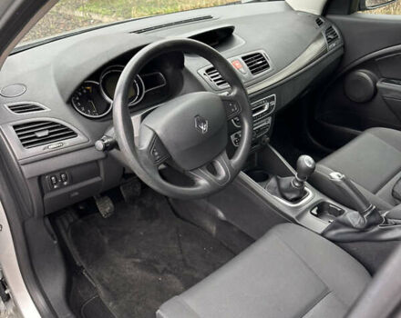 Серый Рено Меган, объемом двигателя 1.6 л и пробегом 170 тыс. км за 6500 $, фото 12 на Automoto.ua