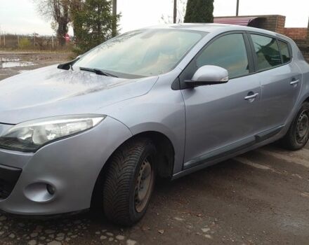 Серый Рено Меган, объемом двигателя 1.6 л и пробегом 168 тыс. км за 5300 $, фото 1 на Automoto.ua