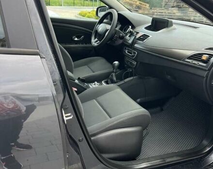 Сірий Рено Меган, об'ємом двигуна 1.6 л та пробігом 190 тис. км за 6800 $, фото 3 на Automoto.ua