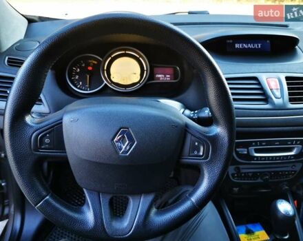 Сірий Рено Меган, об'ємом двигуна 1.5 л та пробігом 259 тис. км за 5900 $, фото 20 на Automoto.ua