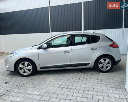 Серый Рено Меган, объемом двигателя 1.6 л и пробегом 144 тыс. км за 6699 $, фото 2 на Automoto.ua