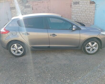 Серый Рено Меган, объемом двигателя 1.6 л и пробегом 203 тыс. км за 6990 $, фото 5 на Automoto.ua