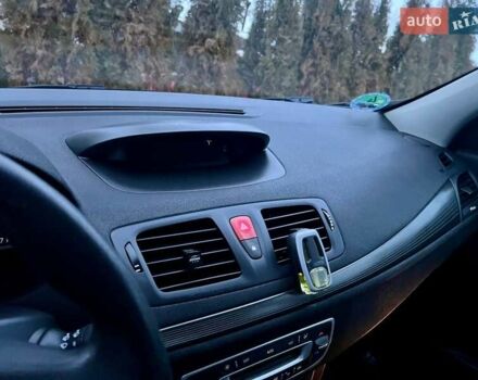 Сірий Рено Меган, об'ємом двигуна 1.6 л та пробігом 186 тис. км за 6900 $, фото 59 на Automoto.ua