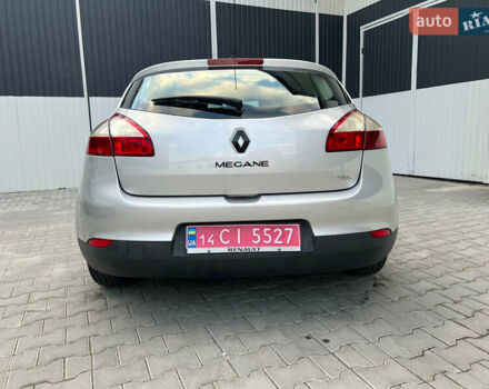 Серый Рено Меган, объемом двигателя 1.6 л и пробегом 144 тыс. км за 6699 $, фото 6 на Automoto.ua