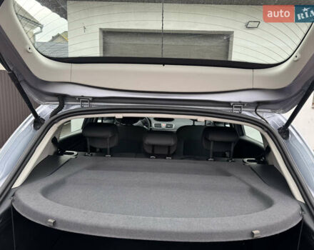 Серый Рено Меган, объемом двигателя 1.6 л и пробегом 200 тыс. км за 6250 $, фото 19 на Automoto.ua