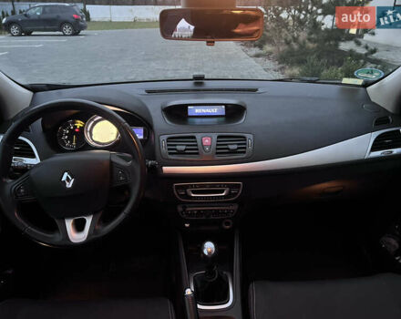 Серый Рено Меган, объемом двигателя 1.5 л и пробегом 249 тыс. км за 5900 $, фото 12 на Automoto.ua