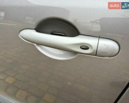 Сірий Рено Меган, об'ємом двигуна 1.6 л та пробігом 156 тис. км за 8350 $, фото 12 на Automoto.ua