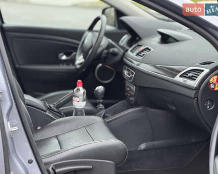 Серый Рено Меган, объемом двигателя 1.6 л и пробегом 193 тыс. км за 5999 $, фото 44 на Automoto.ua