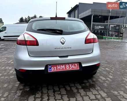 Сірий Рено Меган, об'ємом двигуна 1.6 л та пробігом 265 тис. км за 6100 $, фото 5 на Automoto.ua