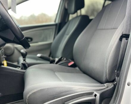 Серый Рено Меган, объемом двигателя 0 л и пробегом 245 тыс. км за 6100 $, фото 5 на Automoto.ua