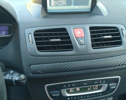 Серый Рено Меган, объемом двигателя 1.6 л и пробегом 203 тыс. км за 6990 $, фото 6 на Automoto.ua