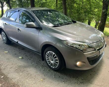 Серый Рено Меган, объемом двигателя 0 л и пробегом 275 тыс. км за 5800 $, фото 1 на Automoto.ua