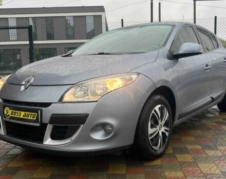 Рено Меган 2009 в Стрые на Automoto.ua Серый Рено Меган, объемом двигателя 1.6 л и пробегом 131 тыс. км за 6999 $, фото 2 на Automoto.ua