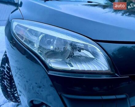 Сірий Рено Меган, об'ємом двигуна 1.6 л та пробігом 186 тис. км за 6900 $, фото 37 на Automoto.ua