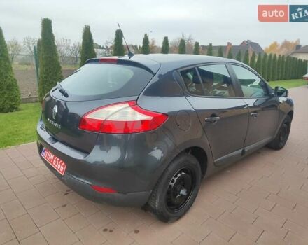 Сірий Рено Меган, об'ємом двигуна 1.6 л та пробігом 250 тис. км за 6200 $, фото 4 на Automoto.ua