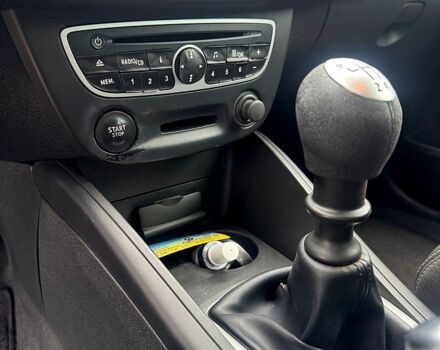 Серый Рено Меган, объемом двигателя 1.6 л и пробегом 232 тыс. км за 6900 $, фото 8 на Automoto.ua