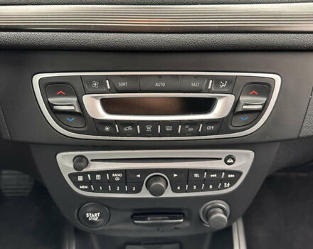 Серый Рено Меган, объемом двигателя 1.6 л и пробегом 170 тыс. км за 6500 $, фото 17 на Automoto.ua