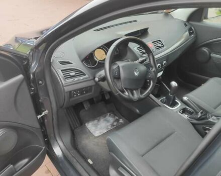 Сірий Рено Меган, об'ємом двигуна 1.6 л та пробігом 250 тис. км за 6200 $, фото 17 на Automoto.ua