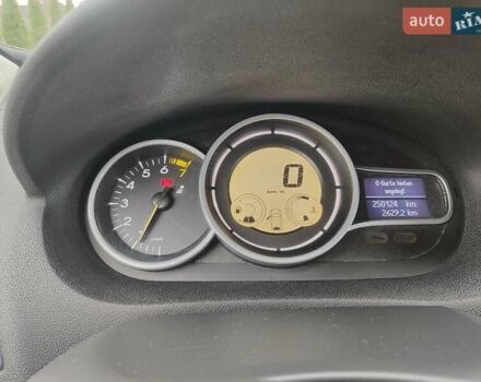 Сірий Рено Меган, об'ємом двигуна 1.6 л та пробігом 250 тис. км за 6200 $, фото 8 на Automoto.ua