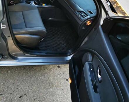 Сірий Рено Меган, об'ємом двигуна 1.5 л та пробігом 259 тис. км за 5900 $, фото 16 на Automoto.ua